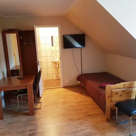 بيت شباب Maerjamaa Hostel