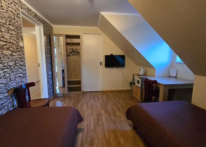 Maerjamaa Hostel * Märjamaa