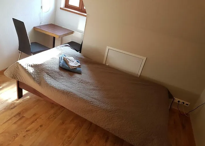 Vandrarhem Maerjamaa Hostel *